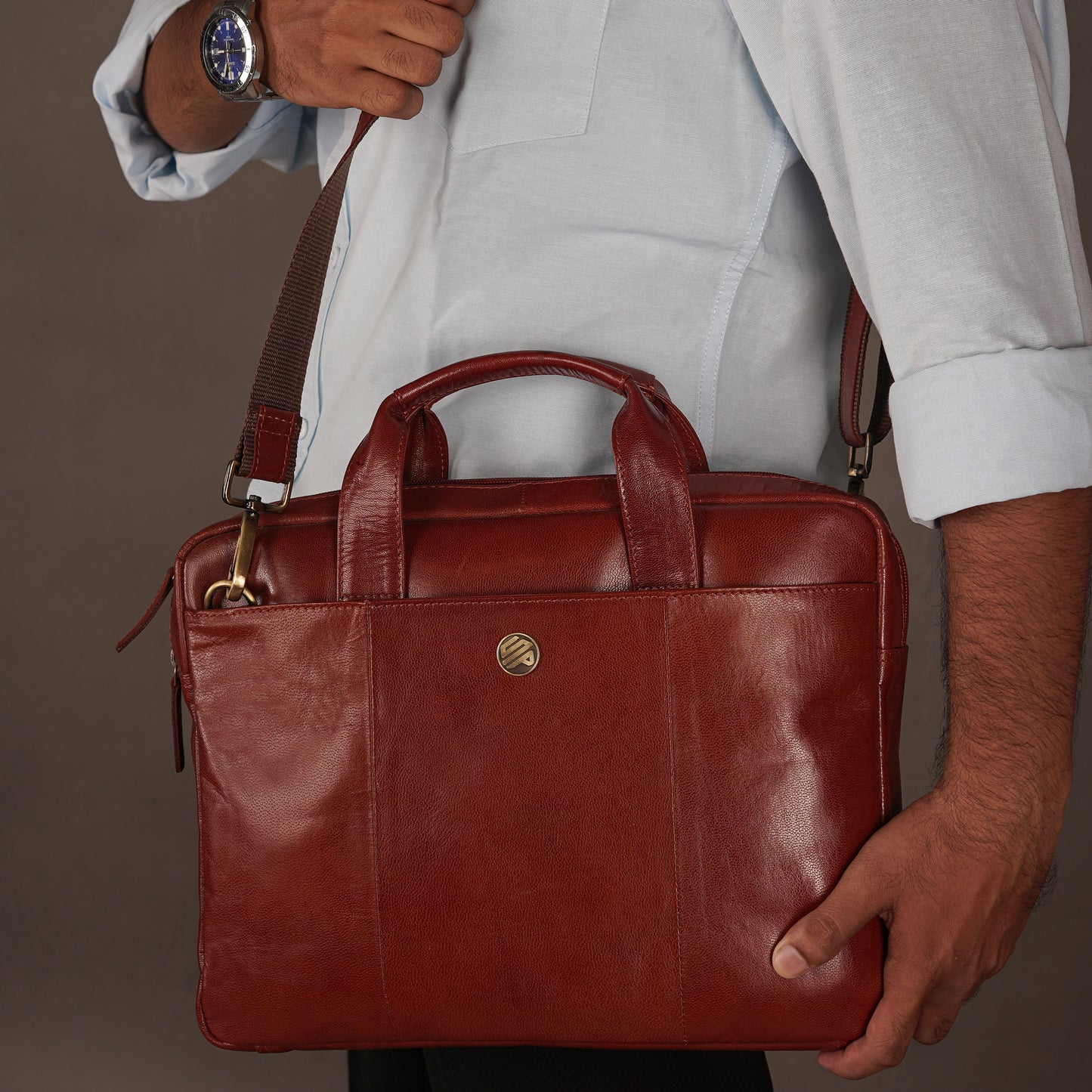 dark tan laptop bag for men